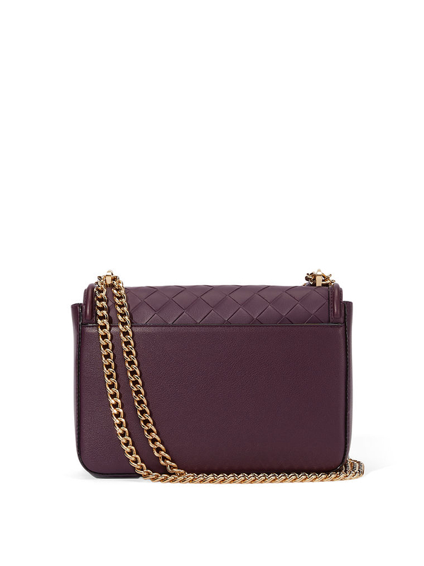 The victoria 2025 medium shoulder bag