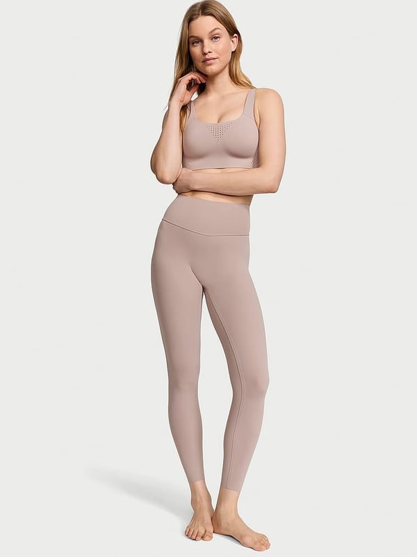 VS Elevate Light Compression Leggings